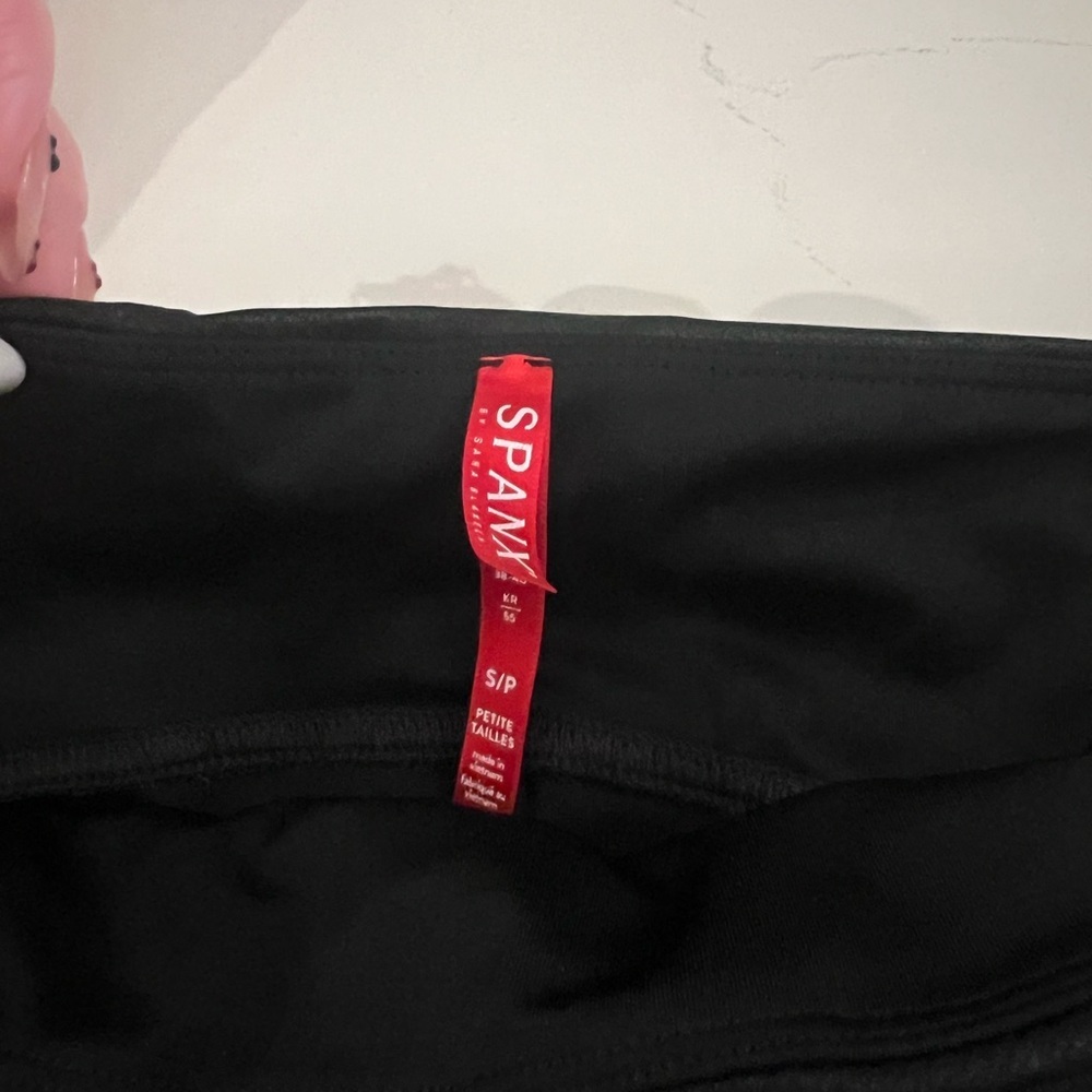 Spanx faux leather S/P - Picture 2 of 2